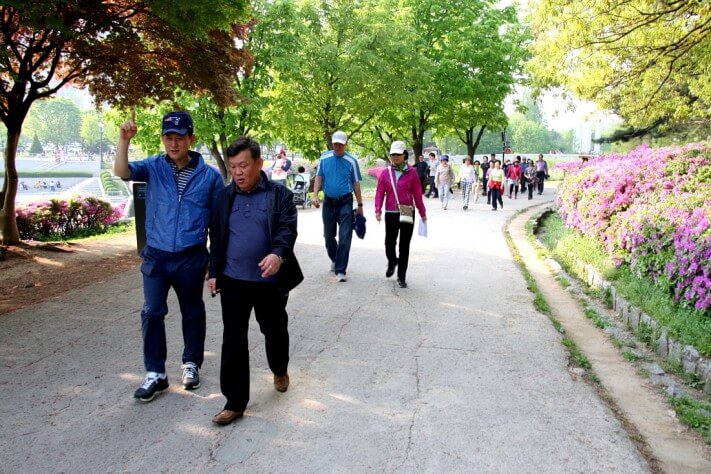 0bf3a50bb731341a7dcea820230a7743_1430189