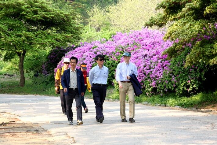 0bf3a50bb731341a7dcea820230a7743_1430189