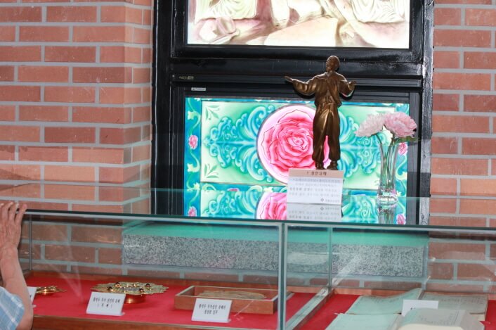 d00f17eb4fb1fe3f1843bb56fc7ed5f7_1434786