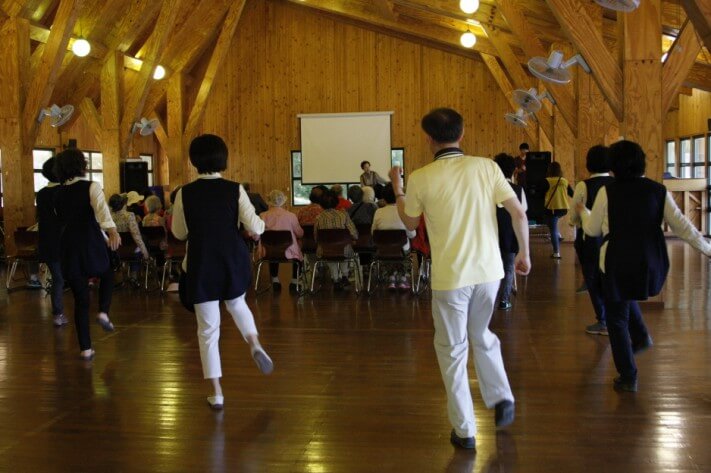 3bf90ff2349c5b4bb0e0480299db8649_1433507