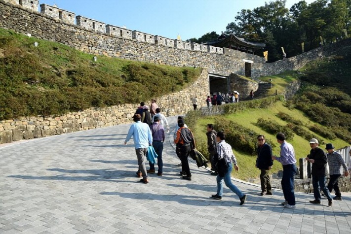 7c2ce986f3630fae12d7d5ef3f0d7c63_1445094