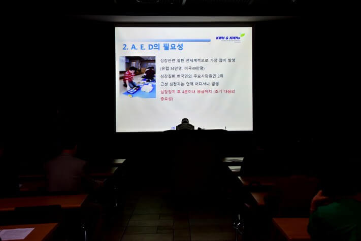 f7367c76e0c3b2202eeb5819a6ba7cc3_1443966