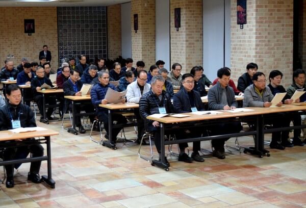 c1cbbd3dce466dd56b9d2ba3c4e49ce8_1447145