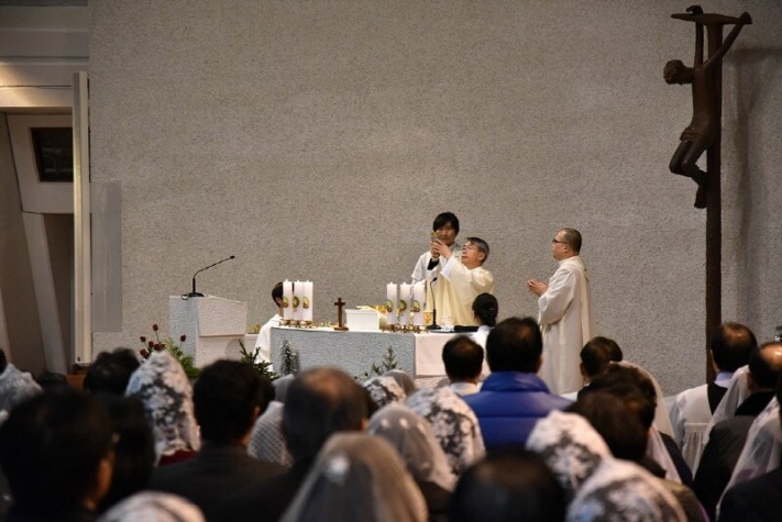 b79341620bc805aba2accb1ced181198_1451058