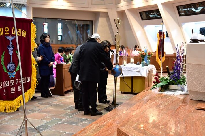 b9b49f7ee00fb51ac6650a2a9ebe67e9_1457878