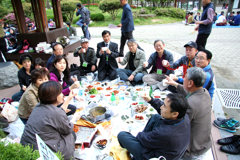 1e8b56e7bce1e19b630c7f8e95a04edd_1462161