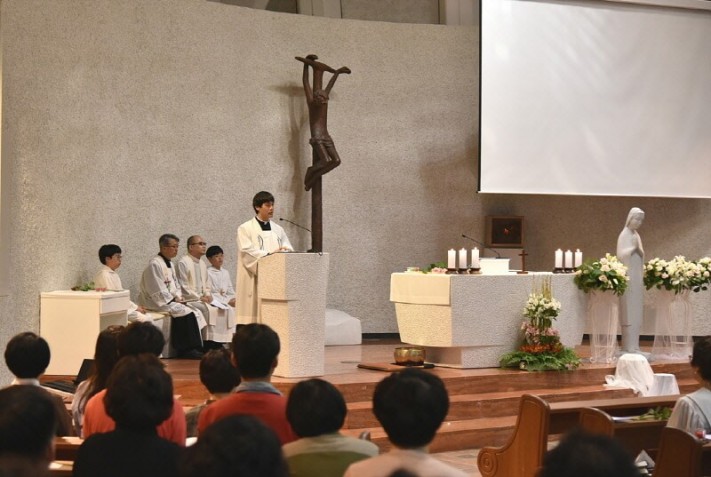 af98ff5d8323cc4062102ca9d9c4a672_1463922