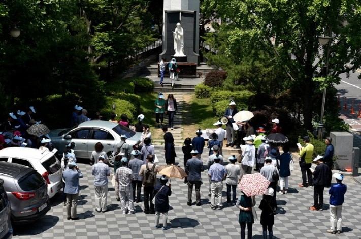 c35a7bff7e138ef8b0e6e9f272f9f919_1463974