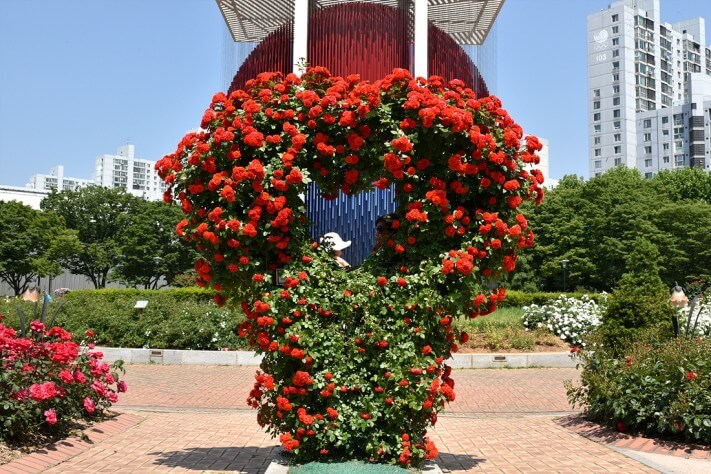 c35a7bff7e138ef8b0e6e9f272f9f919_1463974