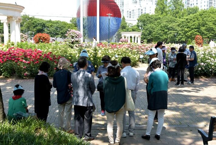 c35a7bff7e138ef8b0e6e9f272f9f919_1463974