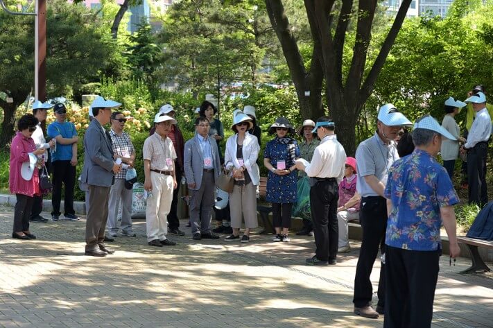 c35a7bff7e138ef8b0e6e9f272f9f919_1463974