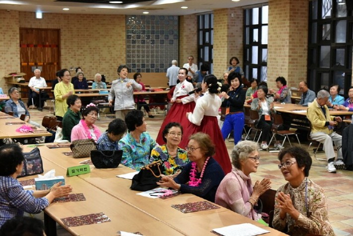 b8329d69fe87268654b2b3c2c699ce4c_1474537