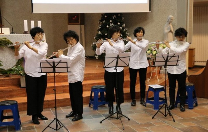 1f450e65b4f422d6ac3397d796c7423a_1480851