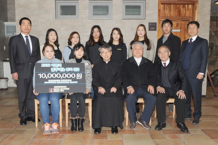 76e40e89c7da5ad7edb07f9f1ce5db1b_1482283