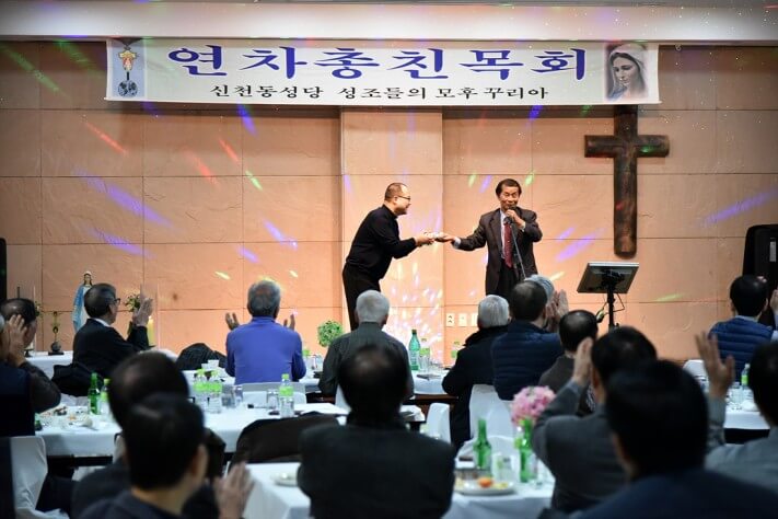 93beec44ef78f4e87782f1e74341fddb_1481534