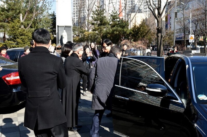 b04ffa7b098bf01955d50a5e4e483622_1487058