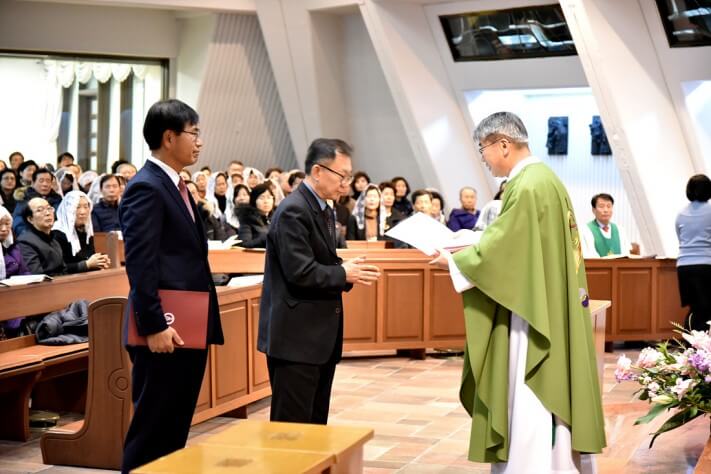 e065f8b1121e610bb6bf4dafc7eb5a6d_1487513