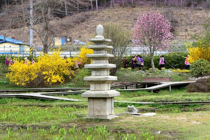 5a2a13eeafb0c4f89d3c8a0890cbb050_1492700