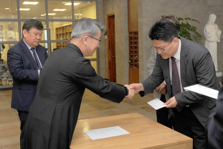 a2e53773ba7209f750d76f357ed06e6f_1492060