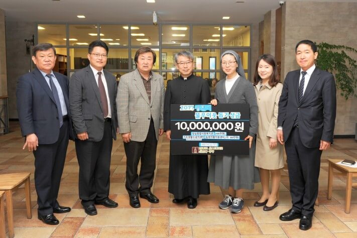 a2e53773ba7209f750d76f357ed06e6f_1492060