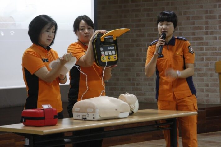 7f6f9cd59494a108ae4688b69dd8bf36_1506696