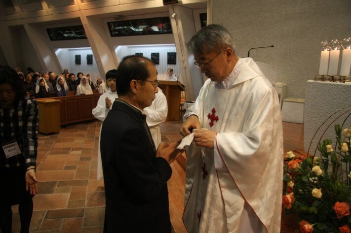 0402348cfcd6f69633f49971f5ff03a9_1511665