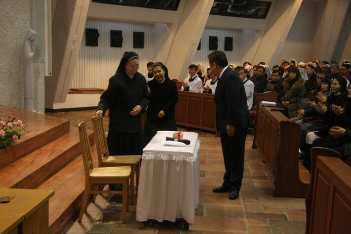 c335f48e8251f12f7edb8aa587737be9_1517729