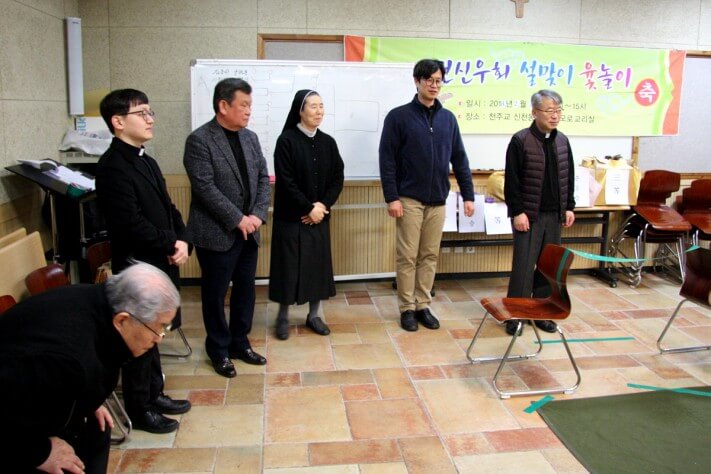 b645b61e758fae7f32e343cef92f8f3c_1520078