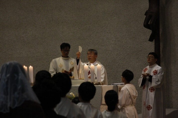 6490ce72cfbcc85a2b76ab62855fc001_1522565