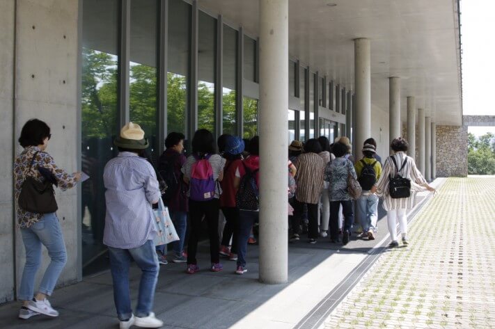 8cd5bfdd0a2ead2b9dafe58c076a04d0_1528268