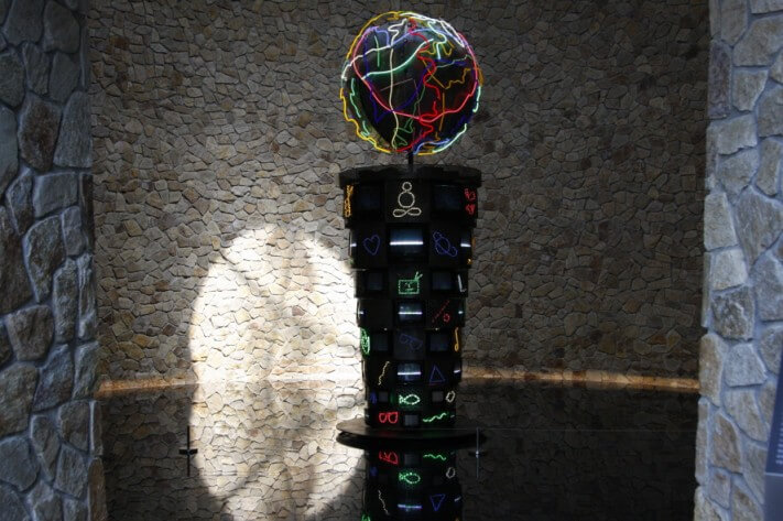 8cd5bfdd0a2ead2b9dafe58c076a04d0_1528268