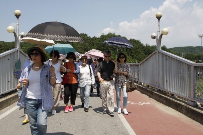 8cd5bfdd0a2ead2b9dafe58c076a04d0_1528268