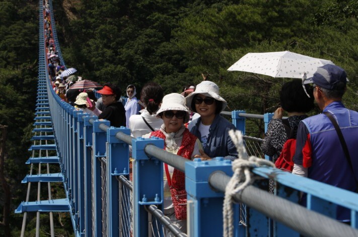 8cd5bfdd0a2ead2b9dafe58c076a04d0_1528268