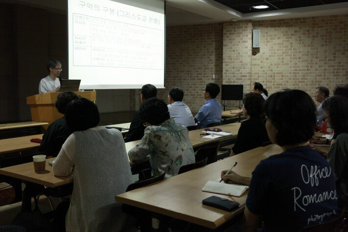 ca519653a580081bf4a184bcfe71278a_1529844