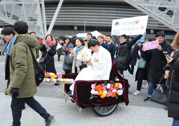 2b89eadb49349b10fb6268ff032efc13_1549029