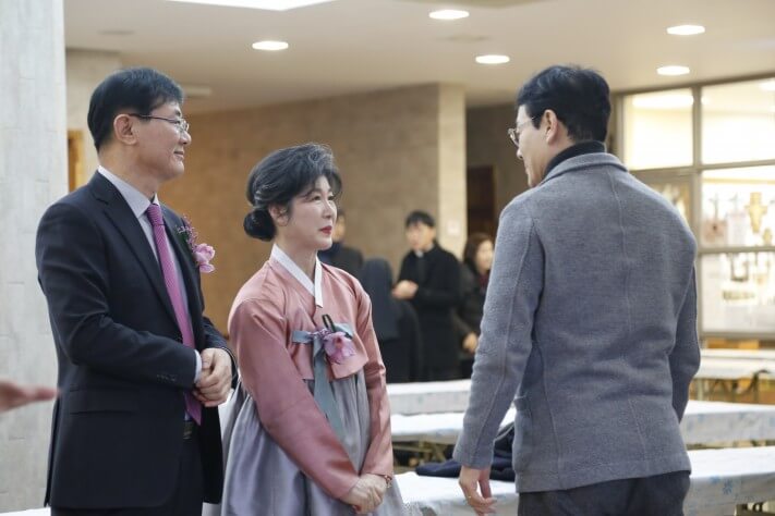 f0e8b969fdab45fe44175a591808fc1f_1549377