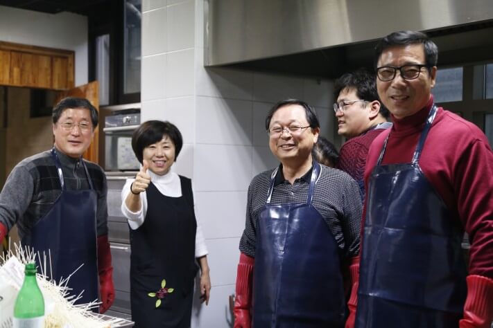 f0e8b969fdab45fe44175a591808fc1f_1549377