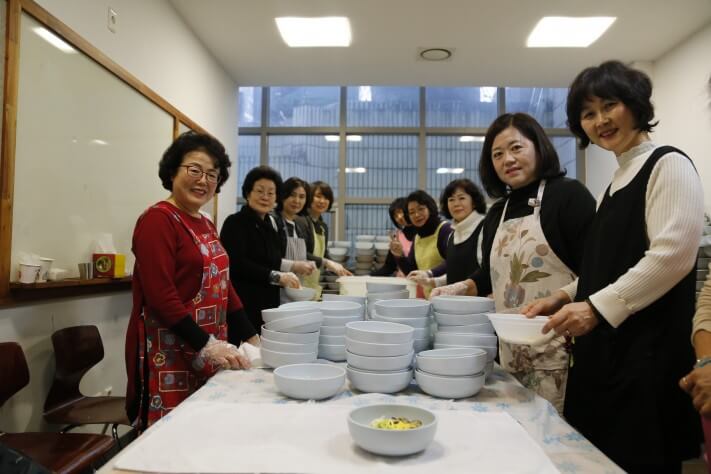 f0e8b969fdab45fe44175a591808fc1f_1549377