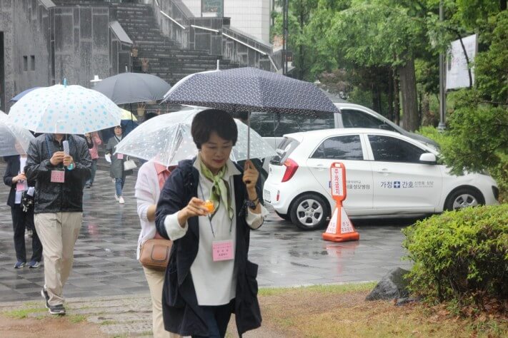 b2392e4f857d7cab2ce7e5cea334cd70_1558359