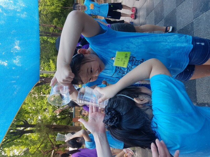 702ef1d13adaac2cf10d1590d126fb7d_1564404