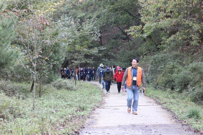 5d850a3bd09b2cc4beab1ddf95c6adfd_1570697