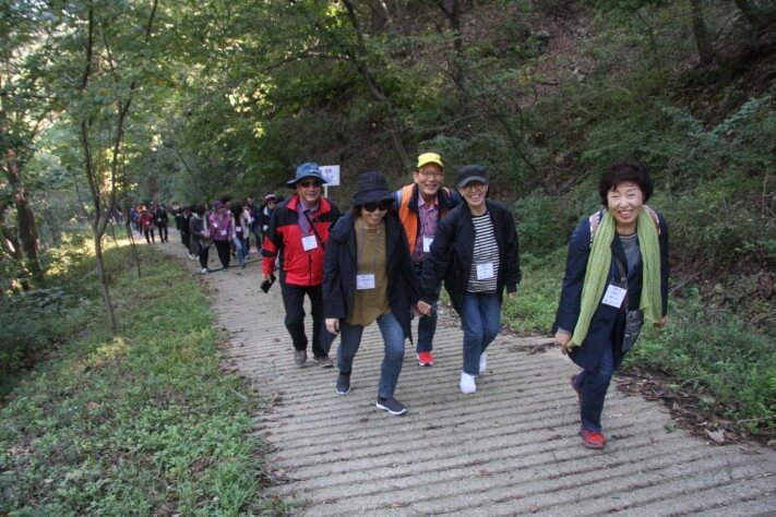 5d850a3bd09b2cc4beab1ddf95c6adfd_1570697