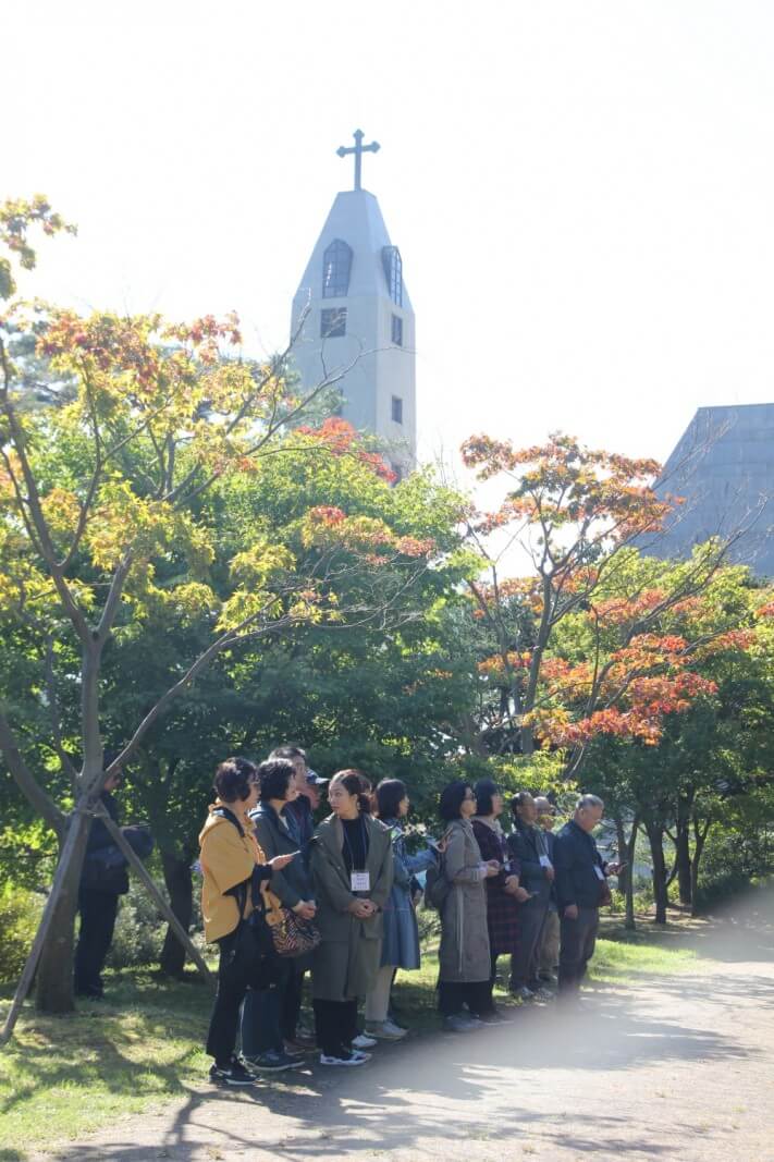 5d850a3bd09b2cc4beab1ddf95c6adfd_1570697