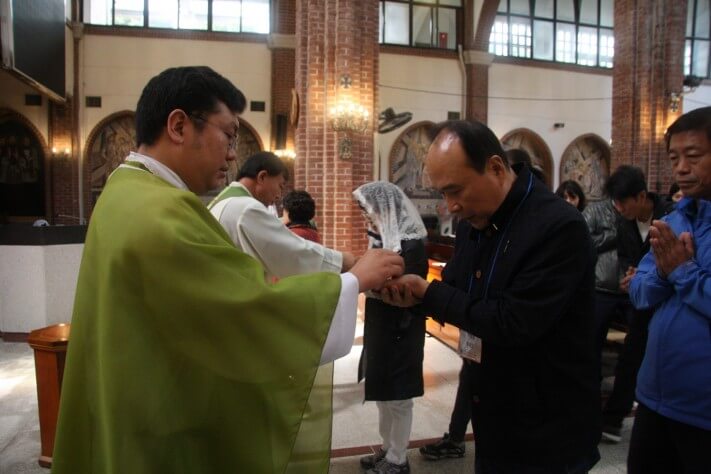 5d850a3bd09b2cc4beab1ddf95c6adfd_1570698