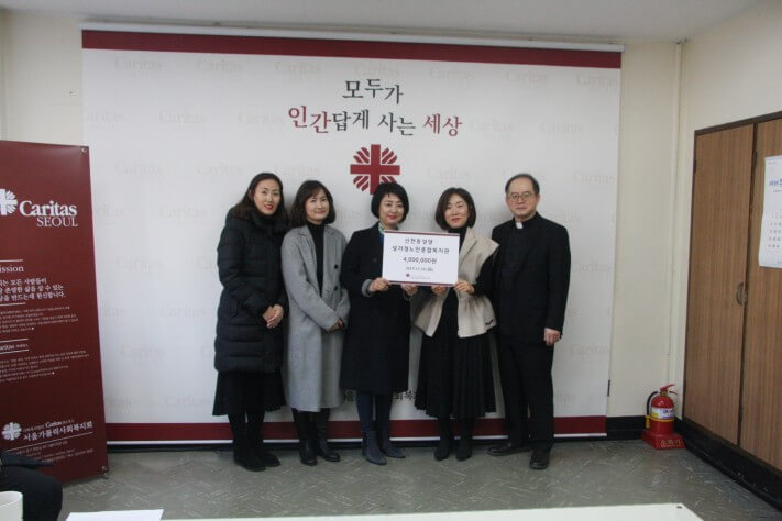 1feb5553b4d2448a866aef87992049c5_1576928