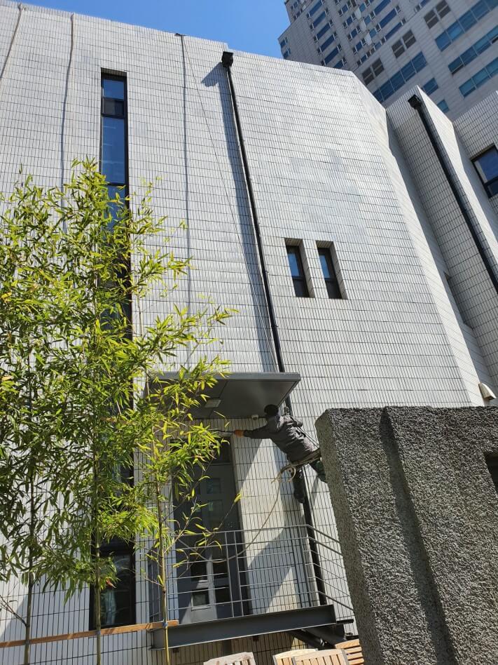 5ceac5ee6bfe8631c52f1b9dfcfdb04e_1587715