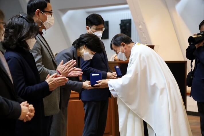 f2d923126b3b8ebc1d86404cc9f326f9_1606033