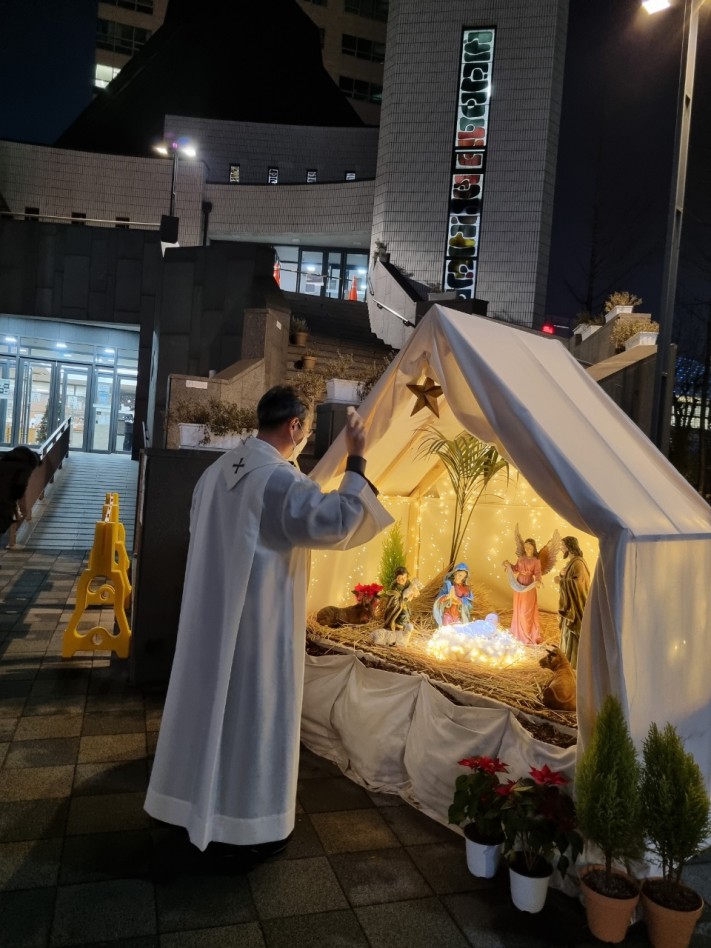 c2819c7fb82ffd8368ca3a5d81e6a1bd_1640480