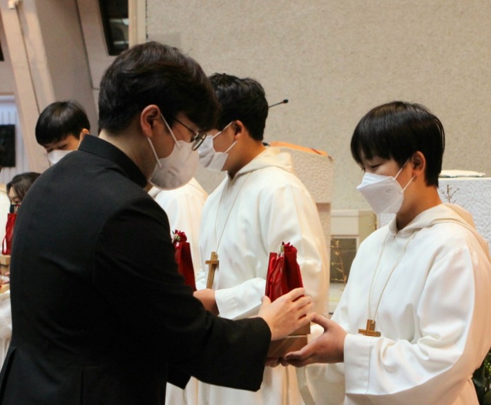 e51d658e2455a6919d39c00a6c71e3f5_1645240