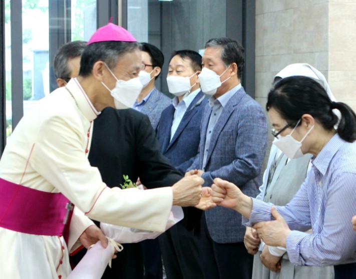 43d1c47f41aecf562423afa8cd32e08e_1657756